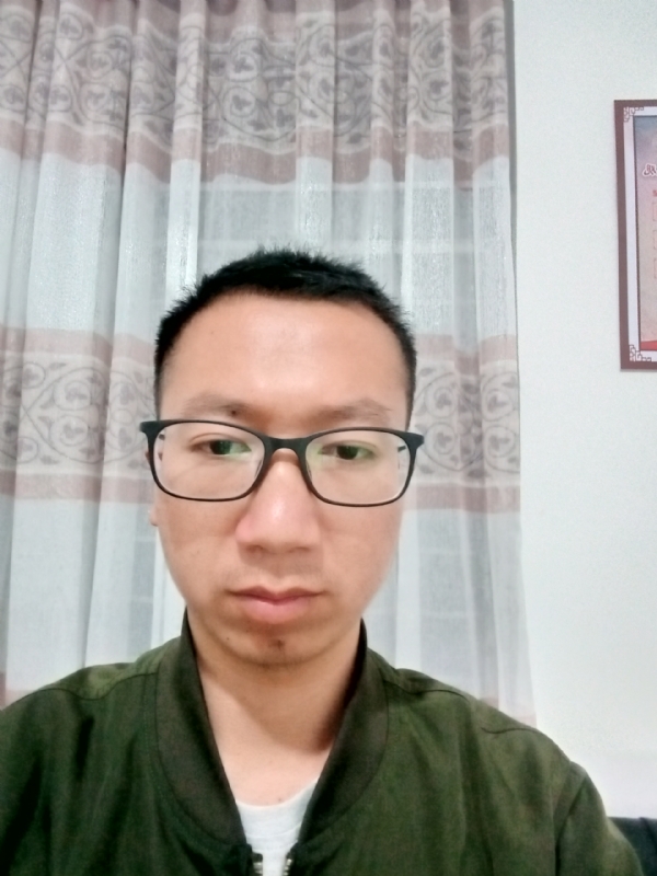 月掩门c的第一张照片--华宁中老年相亲网